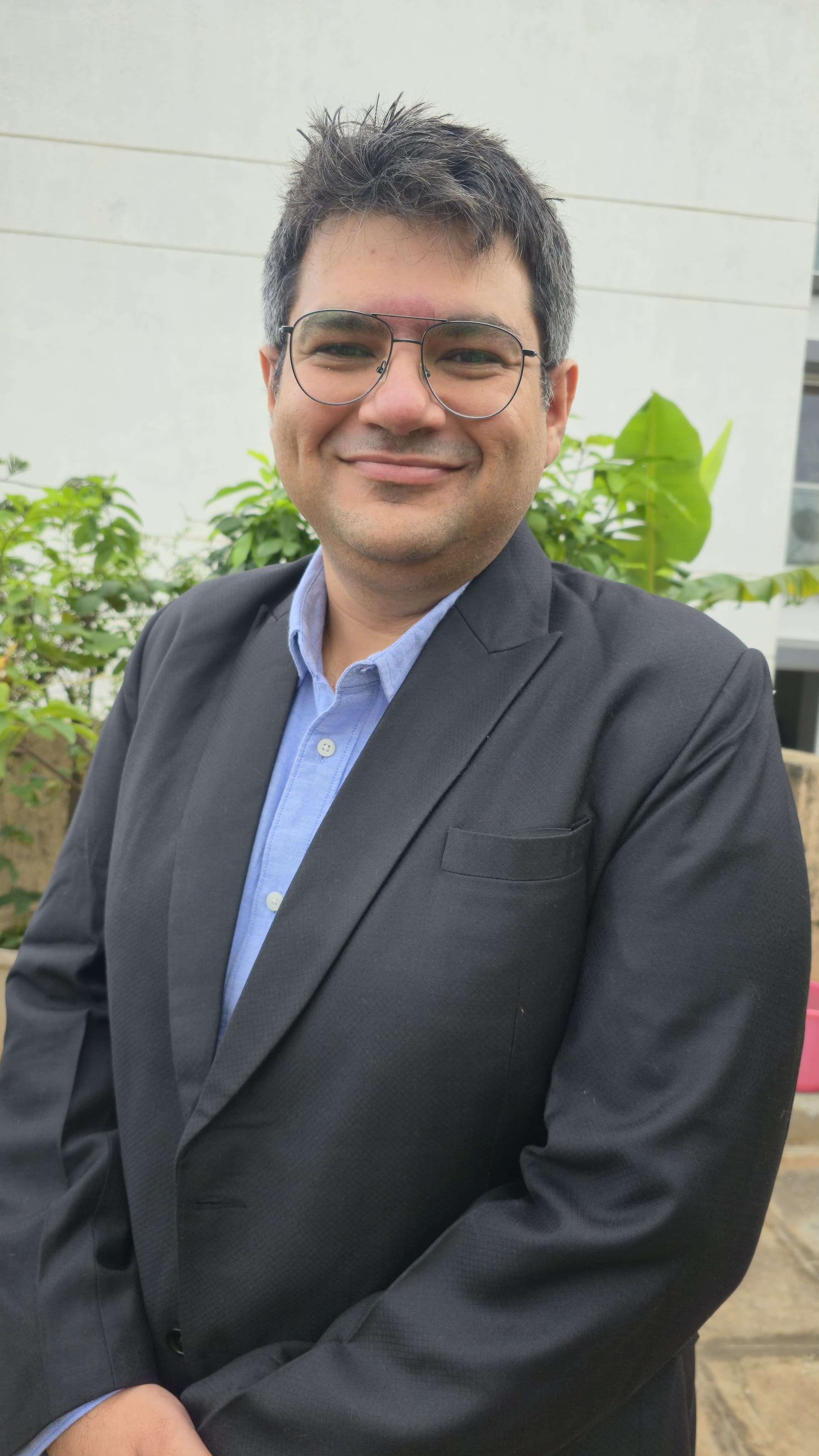 Dr. Alok Bhardwaj